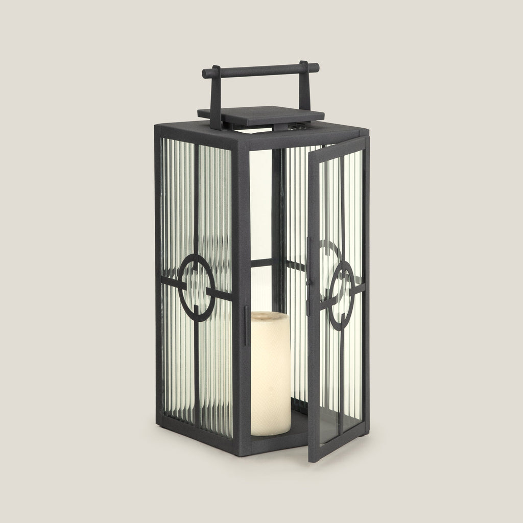 Tavern Black Lantern S